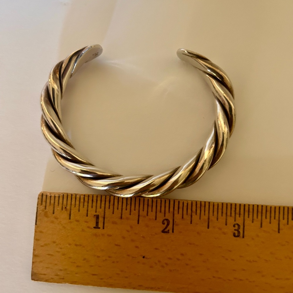 Silpada .925 sterling silver twisted cuff bracelet retired 39.2 g. - Picture 4 of 4